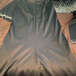 Dressing up? Dress only worn 1 time in very good condition